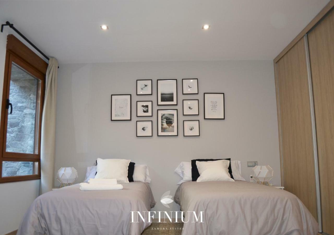 Infinium Zamora Suites Extérieur photo